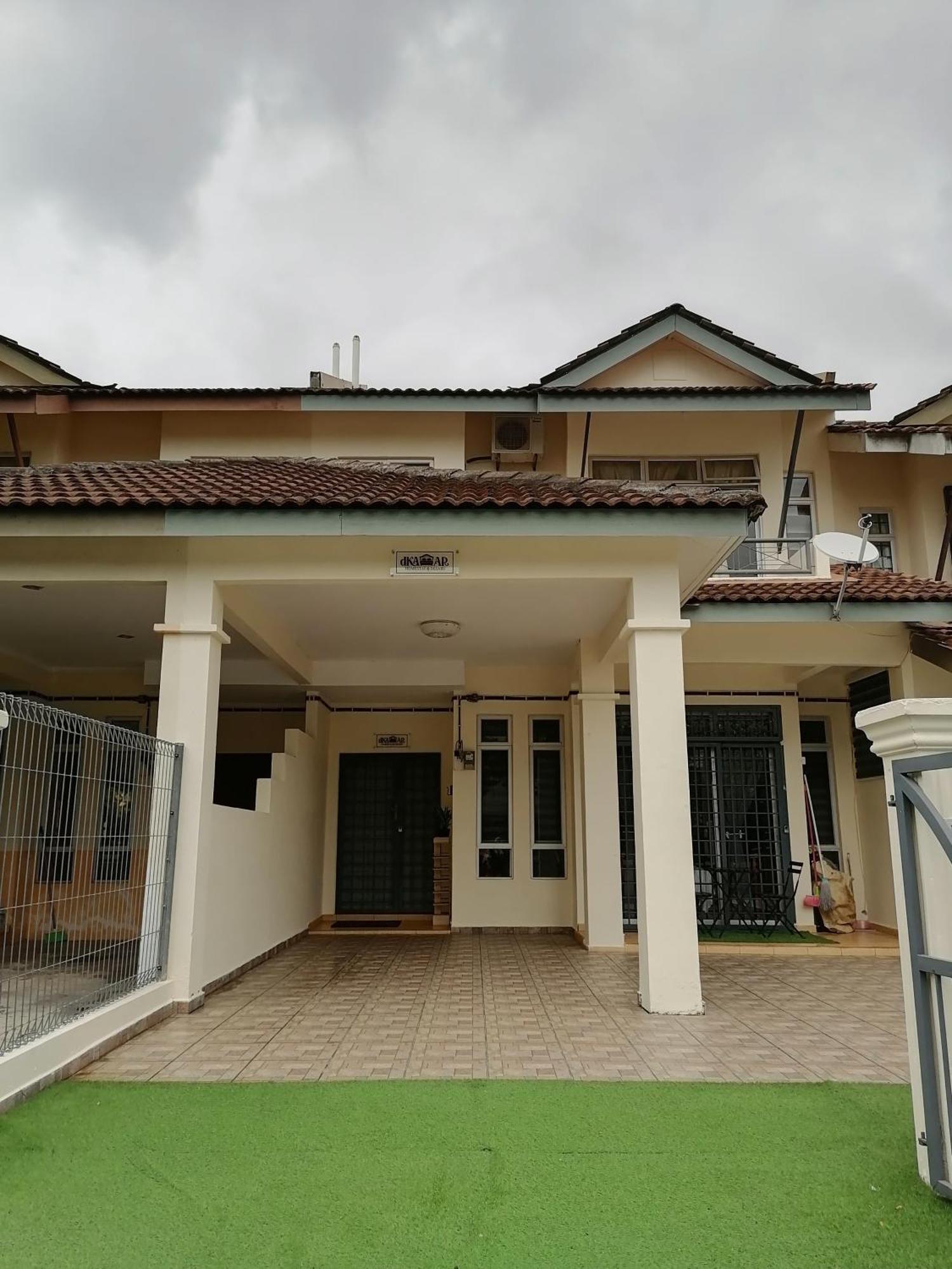 Dkamar Homestay At Desaru, Fully Aircond, Wifi, Coway, Street View 4 Min To Desaru Beach Kangkar Chemaran Dış mekan fotoğraf